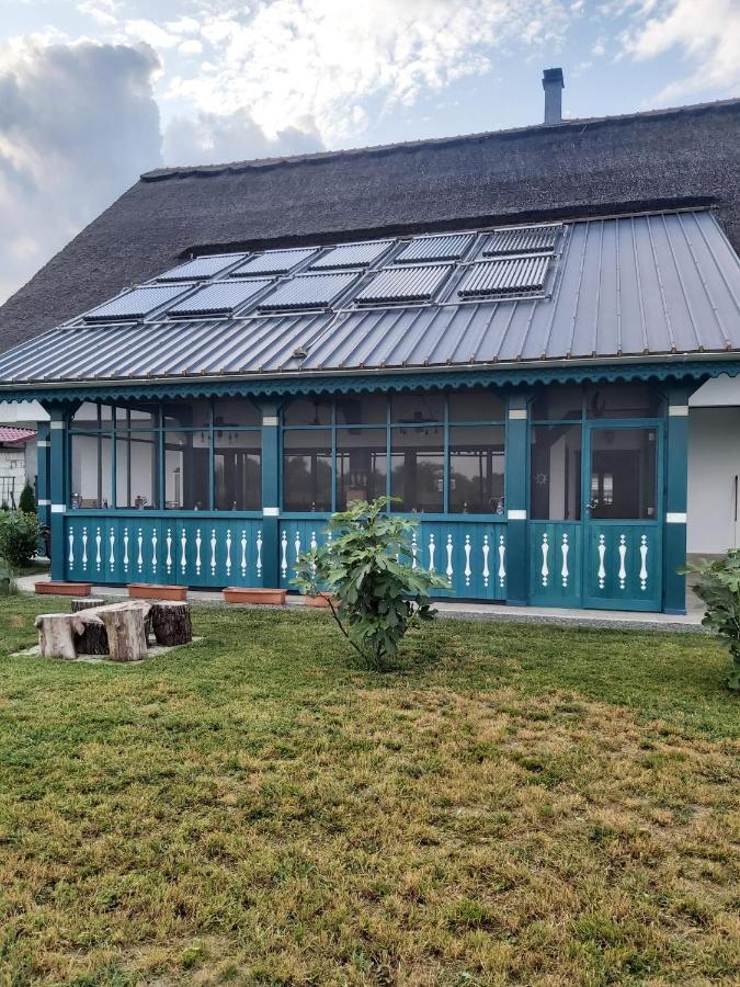 Agropensiunea Beluga Gorgova Exterior foto